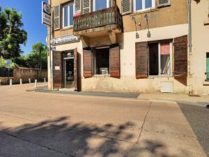 Local commercial – 61 m2