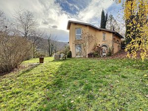 Maison d&rsquo;Architecte – Saint Pierre La Palud 5 pièce(s) 135 m2 – 1080m2 terrain