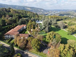 Appartement Collonges Au Mont D&rsquo;Or 4 pièce(s) 133m2, 2 places de stationnement, copropriété avec parc arboré et piscine