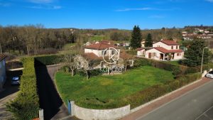 Maison Balbigny 7 pièce(s) 122 m2