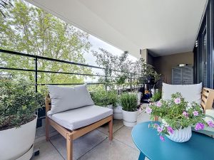 A seulement 10km du centre ville de Lyon au calme, Appartement Saint Cyr Au Mont D Or 3 pièce(s) 78 m2, 2 chambres, terrasse, garage