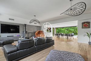 Marcy L&rsquo;Etoile, Maison 230 m² clé en main avec piscine chauffée  avec parc de 2 250 m²